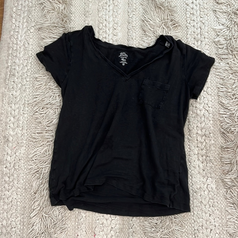 J crew black v neck tee shirt size M